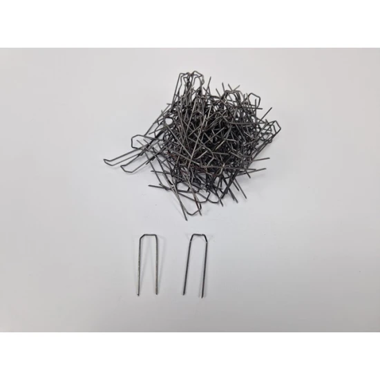 AGRAFES FLORALES POUR MOUSSE 10/40 /BOITE +/-100GR