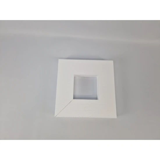 STYROPOR VIERKANT 35X35X5CM MET OPENING 15X15X5CM 10ST